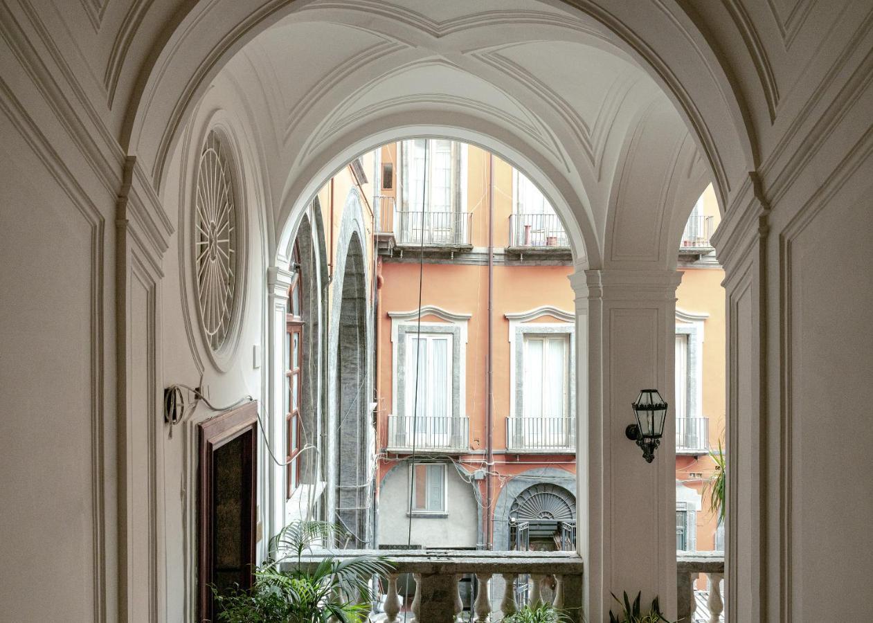 Carafa Di Maddaloni Residenza Di Charme Hotel Napoli Eksteriør billede