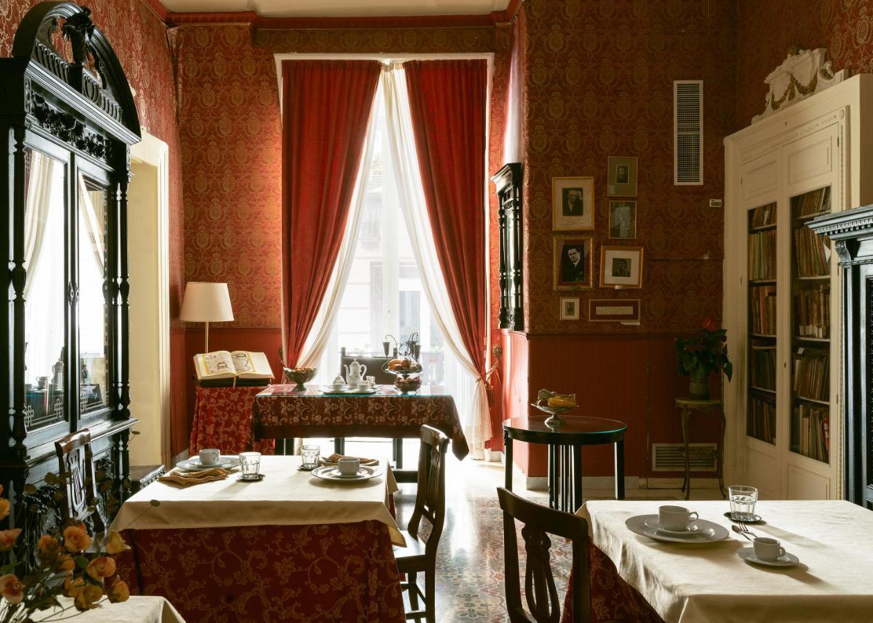 Carafa Di Maddaloni Residenza Di Charme Hotel Napoli Eksteriør billede