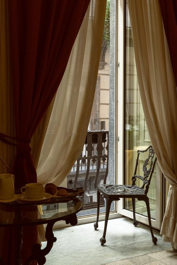Carafa Di Maddaloni Residenza Di Charme Hotel Napoli Eksteriør billede