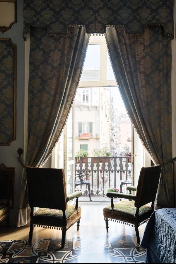Carafa Di Maddaloni Residenza Di Charme Hotel Napoli Eksteriør billede
