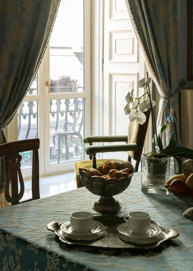Carafa Di Maddaloni Residenza Di Charme Hotel Napoli Eksteriør billede