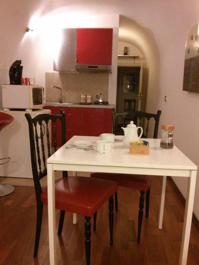 Carafa Di Maddaloni Residenza Di Charme Hotel Napoli Eksteriør billede