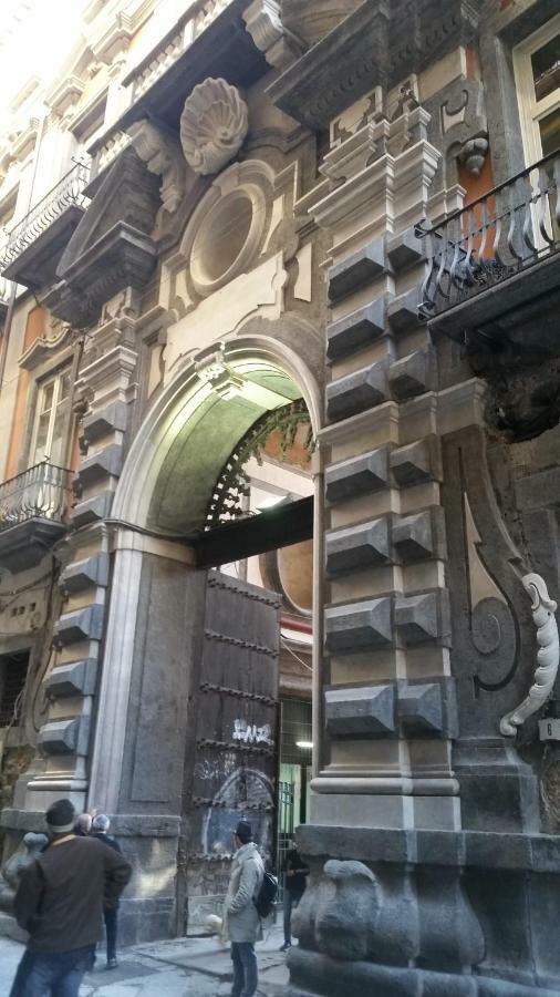 Carafa Di Maddaloni Residenza Di Charme Hotel Napoli Eksteriør billede